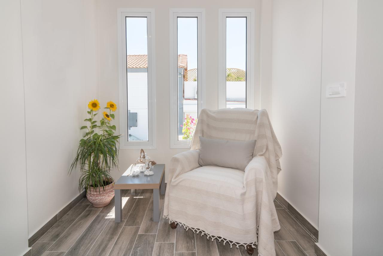 Maridenia - Family Escape With Private Pool, By Zantewize