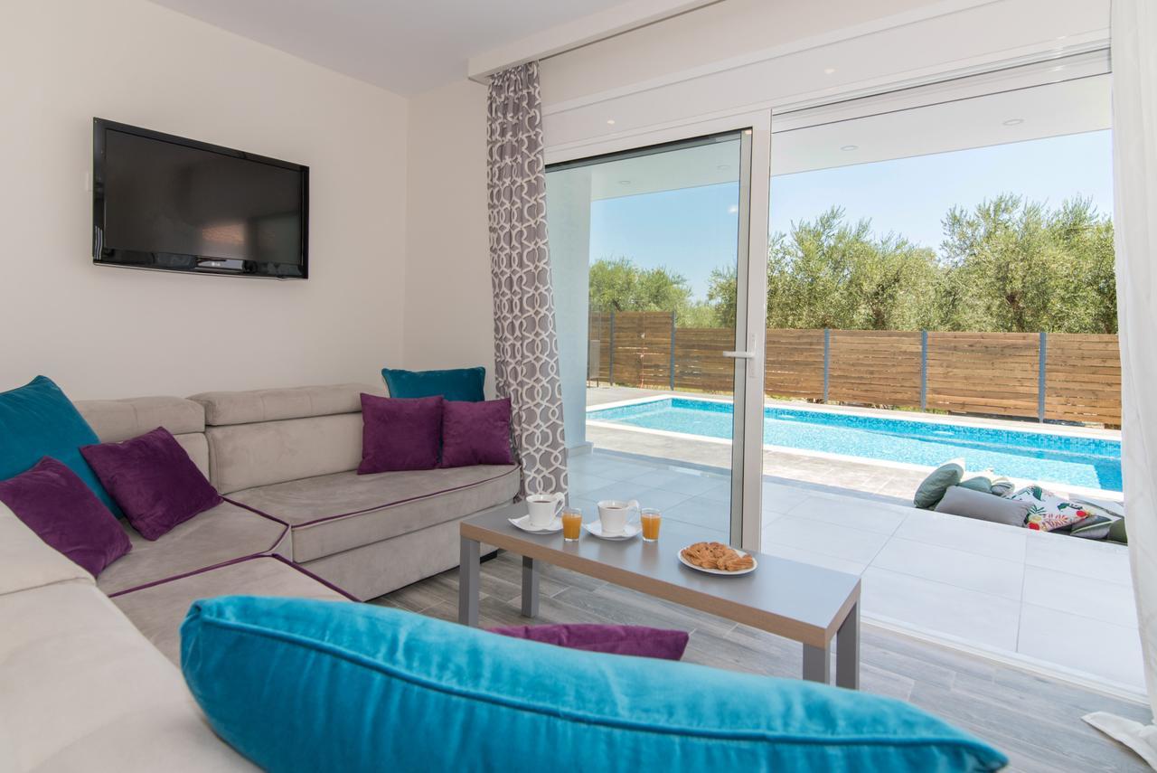 Vila Maridenia - Family Escape With Private Pool, By Zantewize *