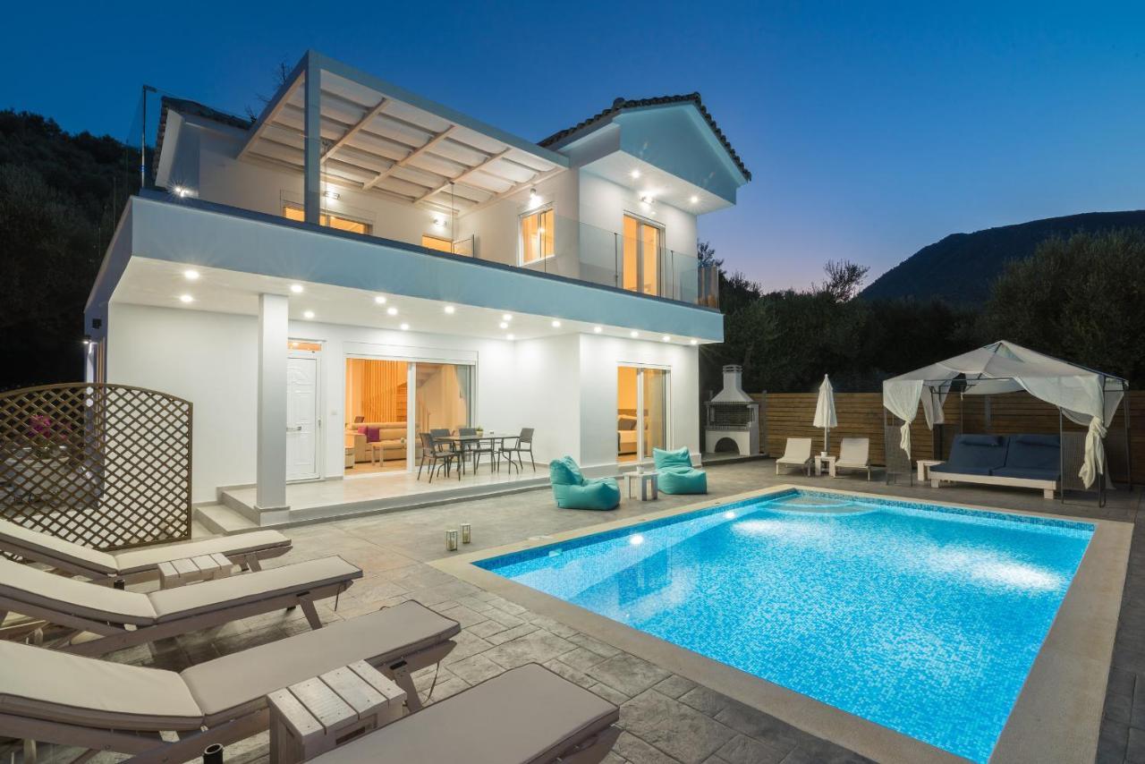 Maridenia - Family Escape With Private Pool, By Zantewize